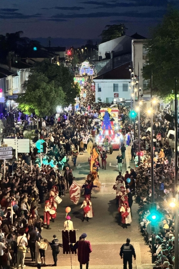 Des fêtes de mai lumineuses !