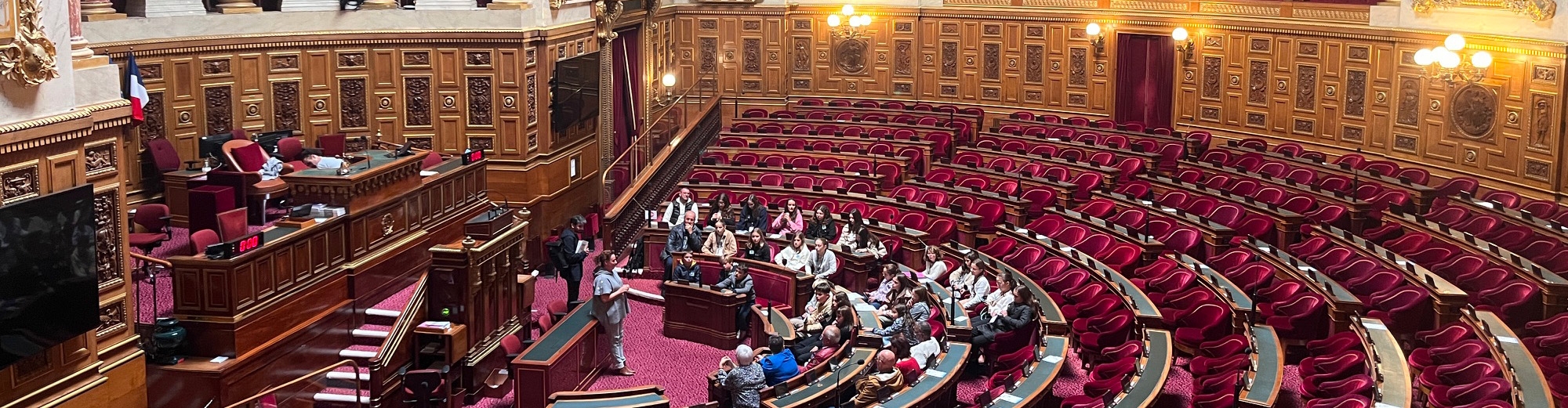 Le CMJ en visite au Sénat