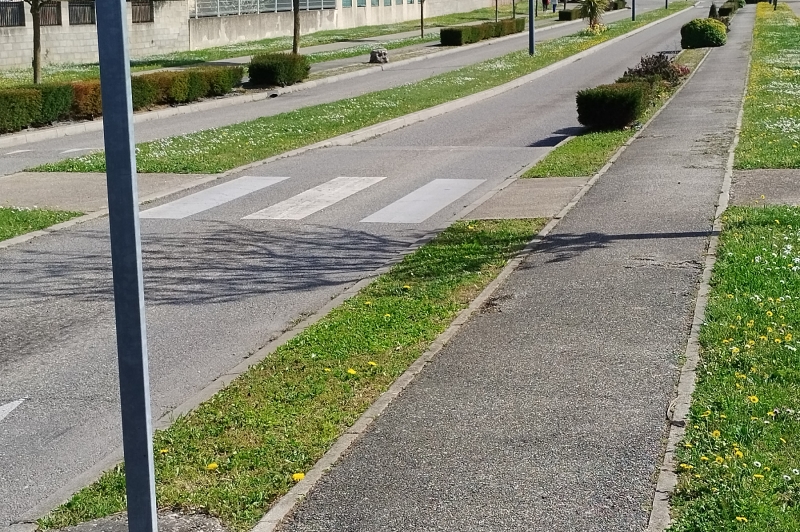 Trou piste cyclable