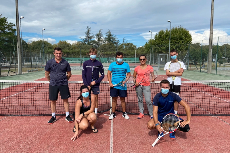 Au club d tennis