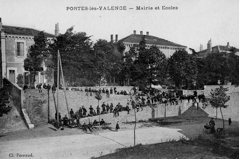 l'ancienne mairie-école