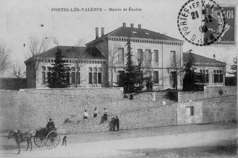 L'ancienne mairie-école