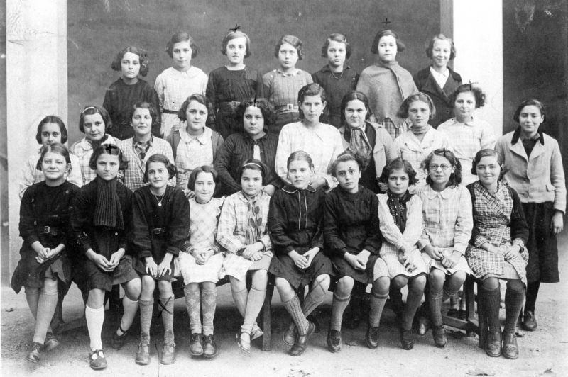 Classe de l'école de fille (Place de la République)