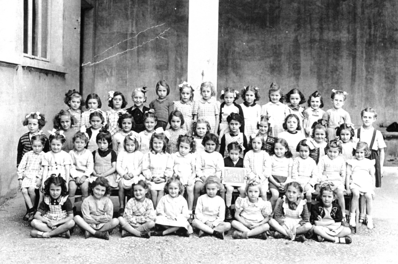 Classe de l'école de fille (Place de la République)