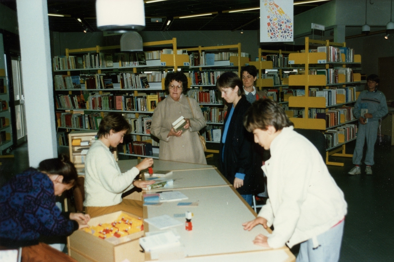 Nouvelle bibliothèque au centre culturel Aragon