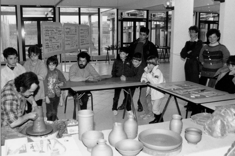 Démonstration de tour à poterie