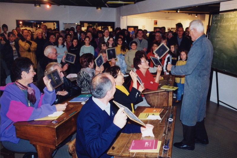 Inauguration de l'exposition sur l'école des portois