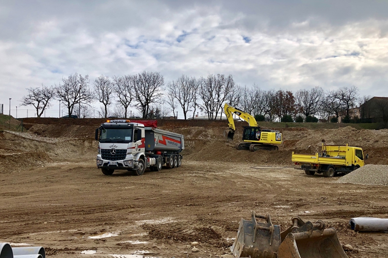 Construction de la piscine couverte