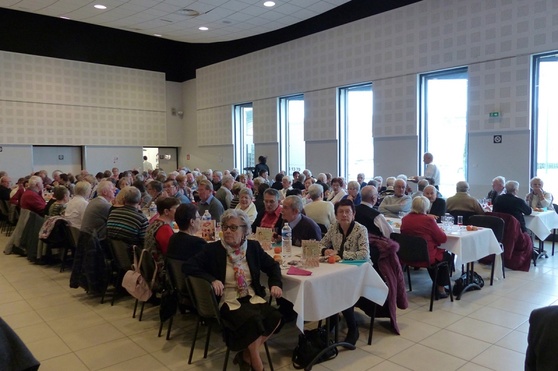 Repas des anciens