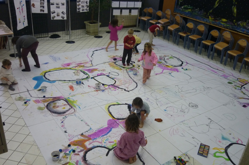 Activité artistique au centre de loisirs