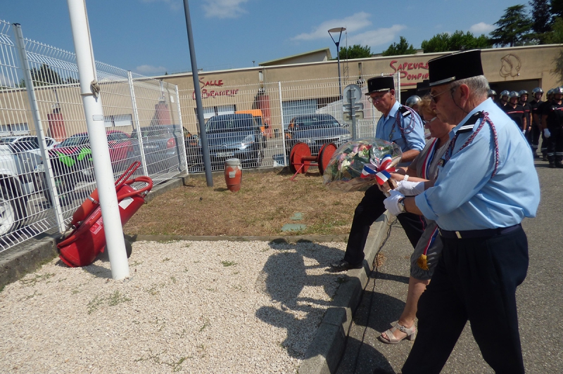 Cérémonie en hommage aux pompiers disparus