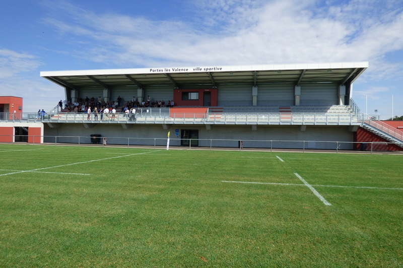 Inauguration des nouvelles tribunes du stade G. Coullaud