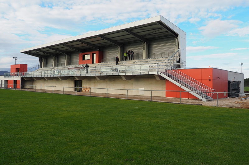 Tribunes du stade G. Coullaud