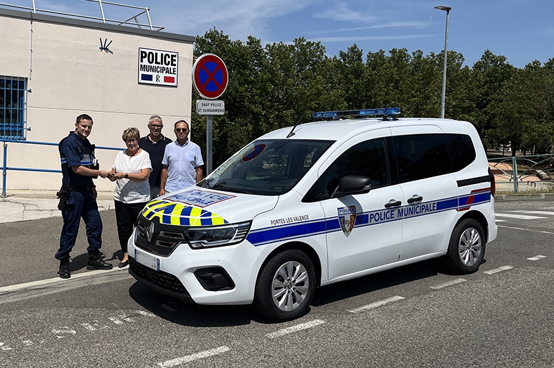 Un véhicule électrique pour la police municipale