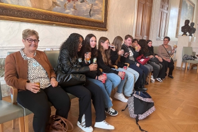 Le CMJ en visite au Sénat