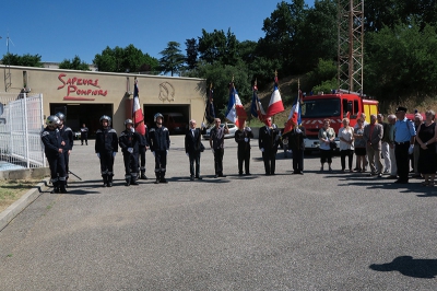 Hommage aux sapeurs-pompiers